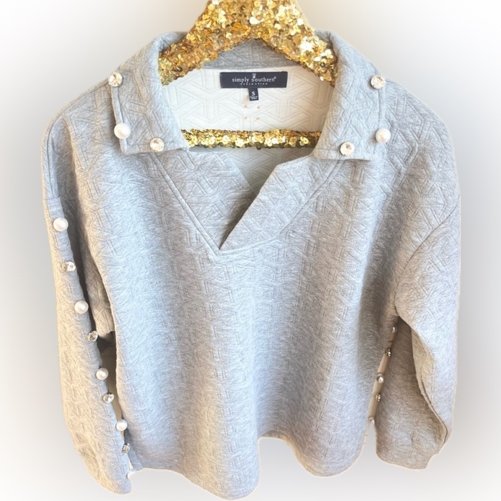 Simply Southern Quilted Pullover Top Gray Pearl Rhinestone Button Detail